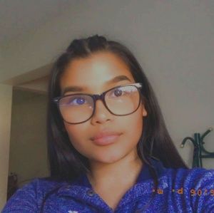 Meet your Posher, Jade